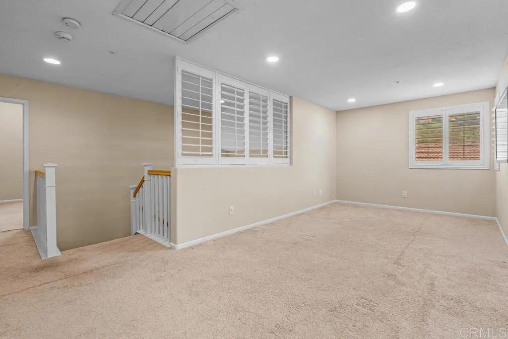 2217 Orange Grove Place, Escondido, California 92027 home-pic-10